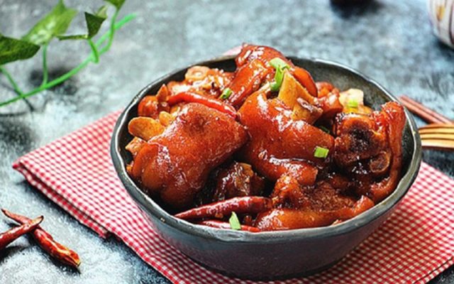 giò heo trước giò heo trước