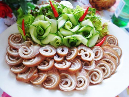 tai heo tai heo luộc